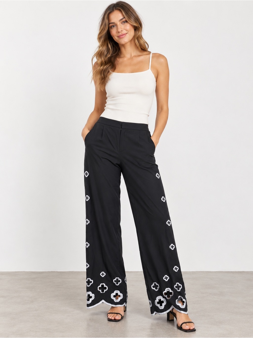 NWT Selene Boutique Black Floral Embroidered Scallop Hem Pants Small